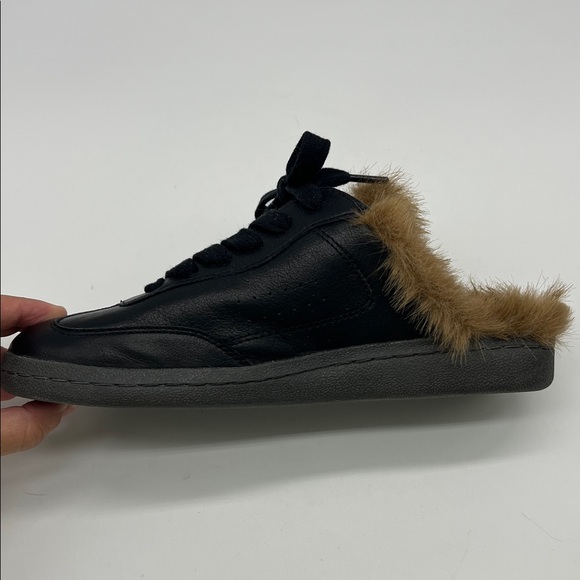 Steve Madden - NWOT Talon Black Leather Brown Faux Fur Trim Mule Sneaker SZ 6.5 - Picture 7 of 15